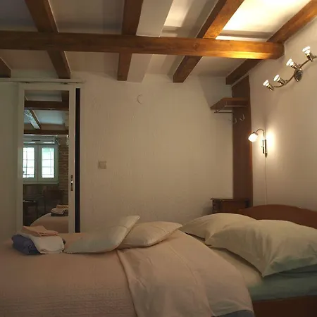Vicelic Guest house 3*