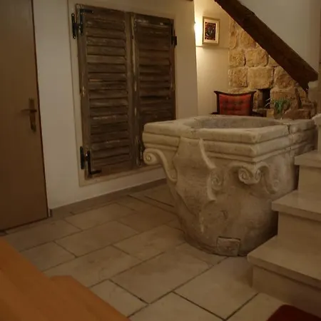 Vicelic Guest house 3*