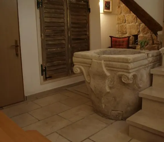 Vicelic Guest house 3*